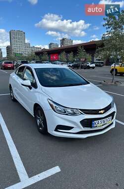 Седан Chevrolet Cruze 2017 в Киеве