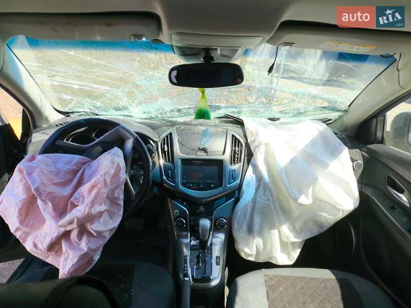 Седан Chevrolet Cruze 2014 в Києві