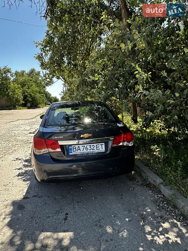 Седан Chevrolet Cruze 2014 в Кропивницькому