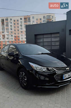 Седан Chevrolet Cruze 2018 в Львове