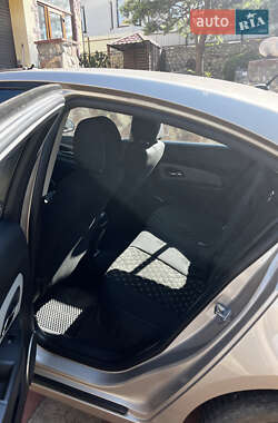 Седан Chevrolet Cruze 2011 в 