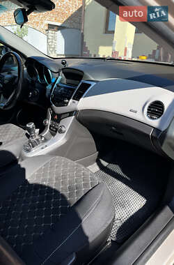 Седан Chevrolet Cruze 2011 в 