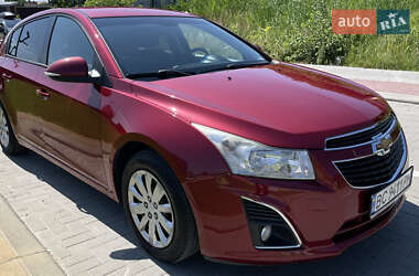 Хэтчбек Chevrolet Cruze 2014 в 