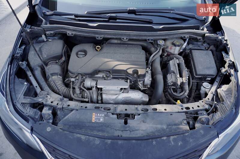 Седан Chevrolet Cruze 2018 в Лохвице