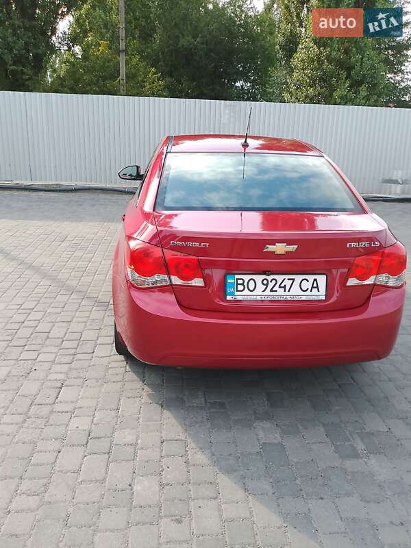 Седан Chevrolet Cruze 2011 в Тернополі