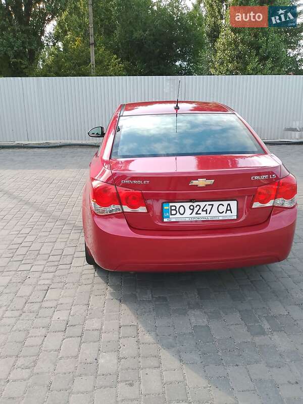 Седан Chevrolet Cruze 2011 в Тернополі
