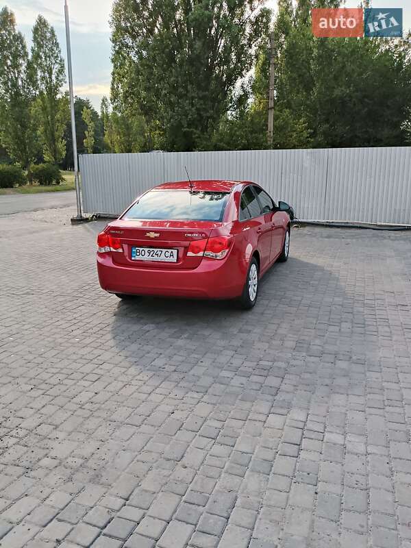 Седан Chevrolet Cruze 2011 в Тернополі