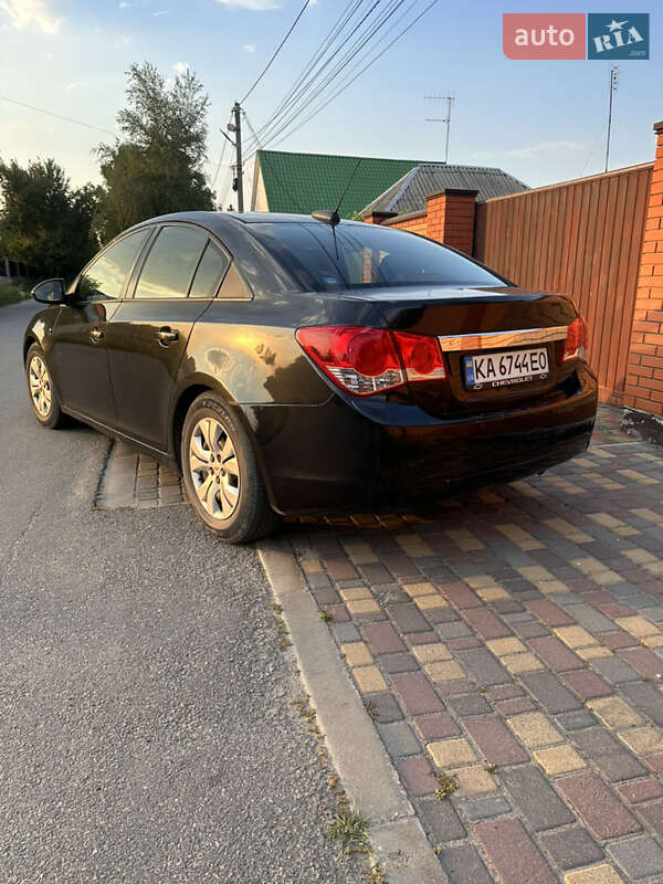 Седан Chevrolet Cruze 2015 в Новомосковске