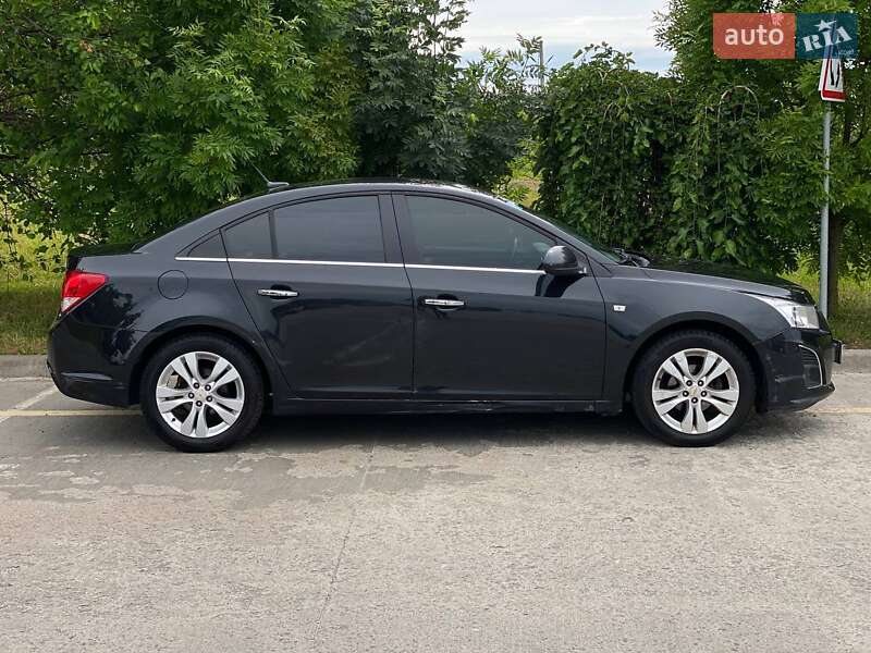 Седан Chevrolet Cruze 2012 в Киеве