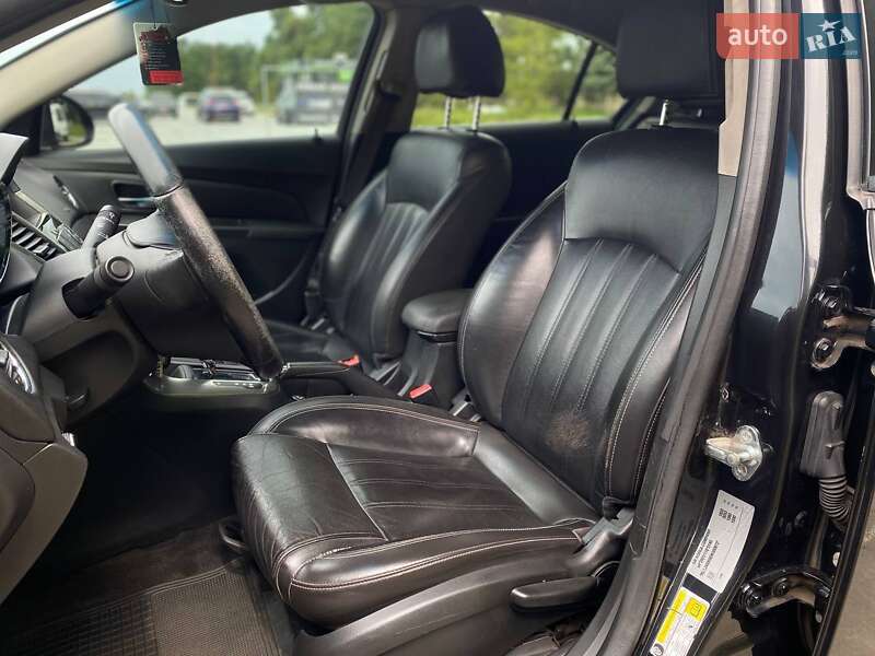 Седан Chevrolet Cruze 2012 в Киеве