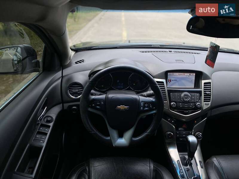 Седан Chevrolet Cruze 2012 в Киеве
