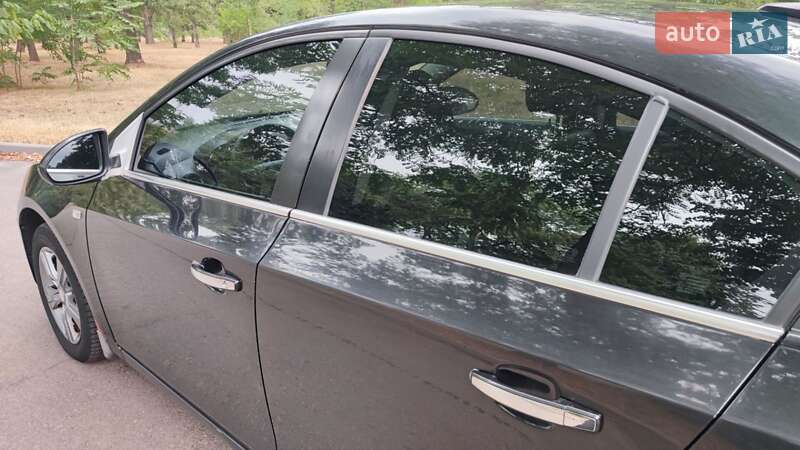 Седан Chevrolet Cruze 2012 в Кропивницькому