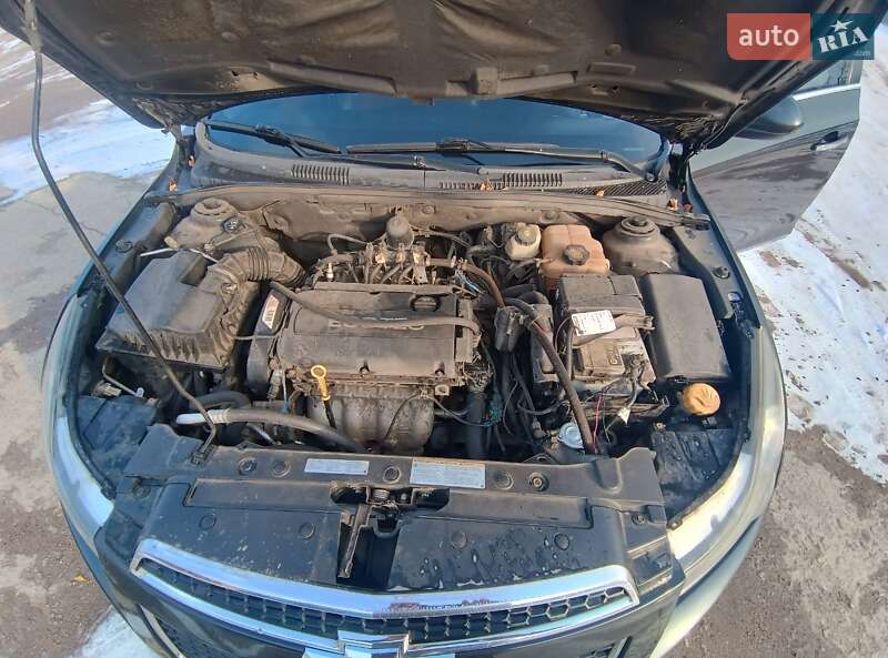 Седан Chevrolet Cruze 2011 в Хмельницькому