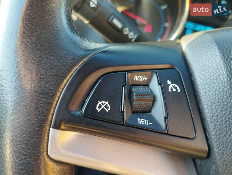 Универсал Chevrolet Cruze 2012 в Сарнах