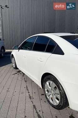 Седан Chevrolet Cruze 2014 в 