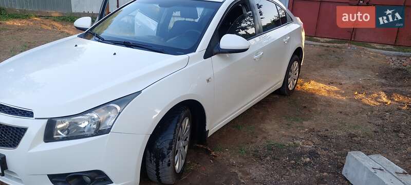 Седан Chevrolet Cruze 2012 в Харькове