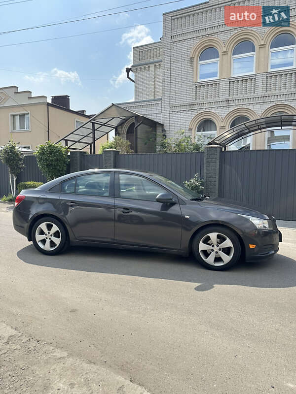 Седан Chevrolet Cruze 2013 в Киеве
