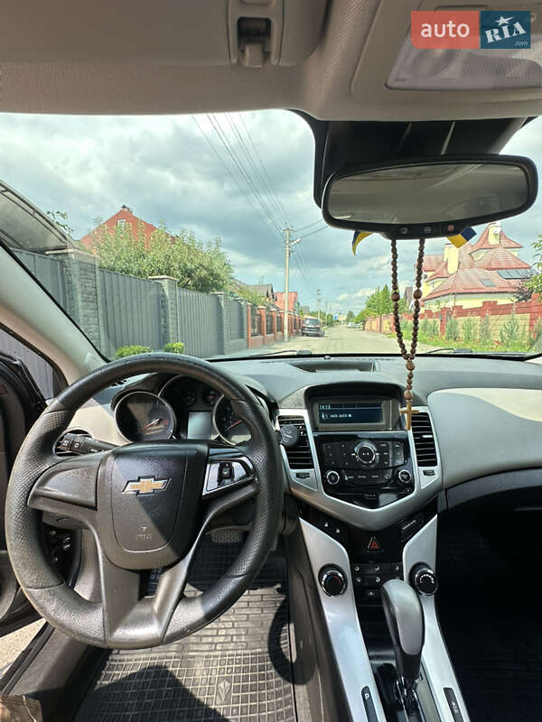 Седан Chevrolet Cruze 2013 в Киеве