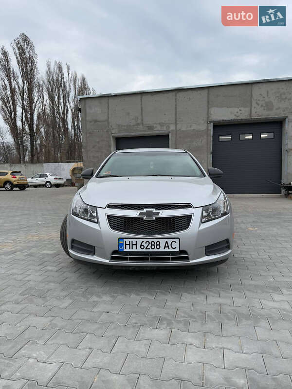 Седан Chevrolet Cruze 2011 в Одесі