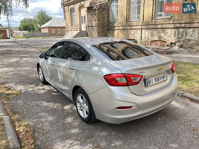 Седан Chevrolet Cruze 2018 в Лубнах