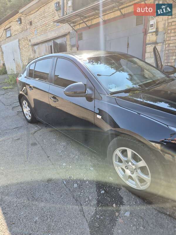 Хетчбек Chevrolet Cruze 2012 в Києві