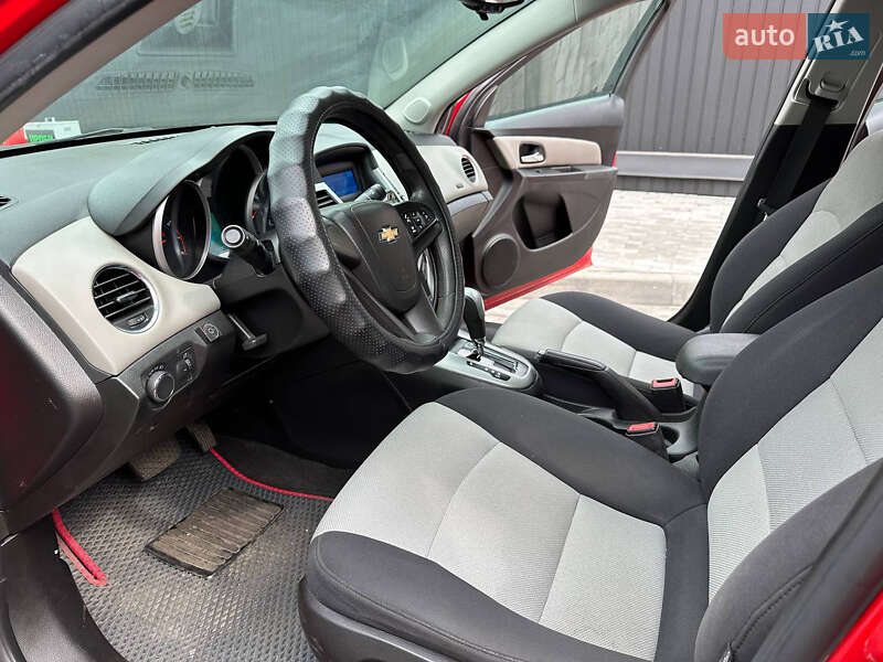 Седан Chevrolet Cruze 2013 в Дніпрі