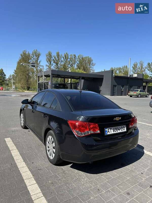 Седан Chevrolet Cruze 2011 в Івано-Франківську фото 3 Седан Chevrolet Cruze 2011 в Івано-Франківську