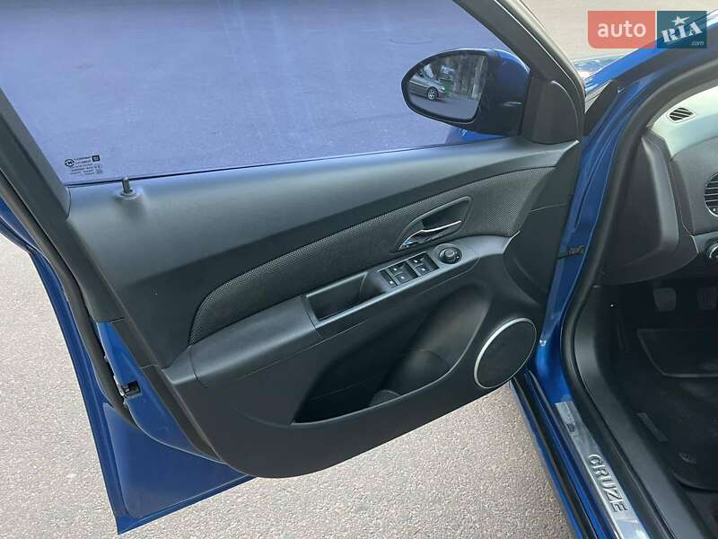 Седан Chevrolet Cruze 2011 в Кам'янському фото 16 Седан Chevrolet Cruze 2011 в Кам'янському