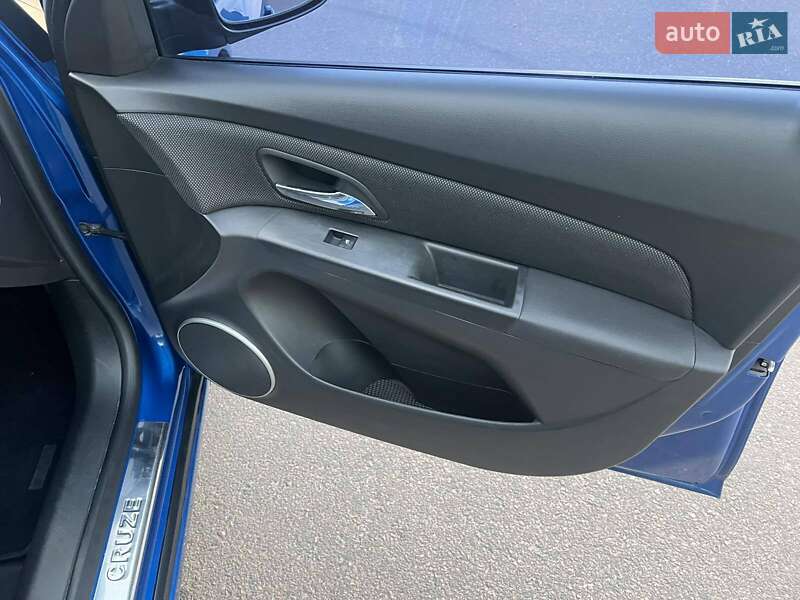 Седан Chevrolet Cruze 2011 в Кам'янському фото 23 Седан Chevrolet Cruze 2011 в Кам'янському
