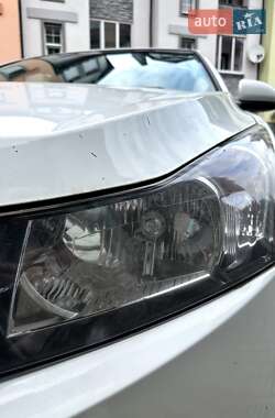 Седан Chevrolet Cruze 2012 в Львові