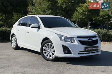 Хэтчбек Chevrolet Cruze 2014 в Киеве