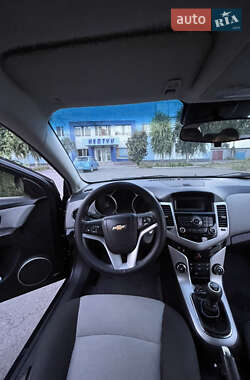 Седан Chevrolet Cruze 2011 в 