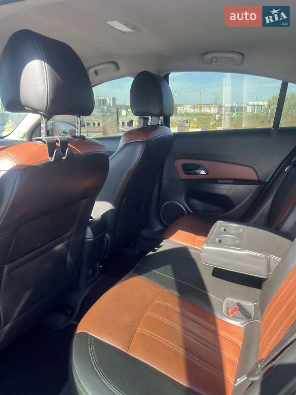 Седан Chevrolet Cruze 2011 в Ирпене