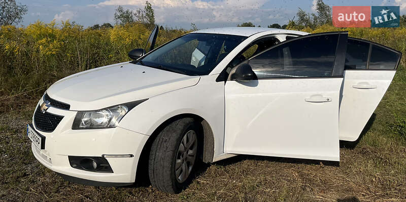Седан Chevrolet Cruze 2015 в Борисполе