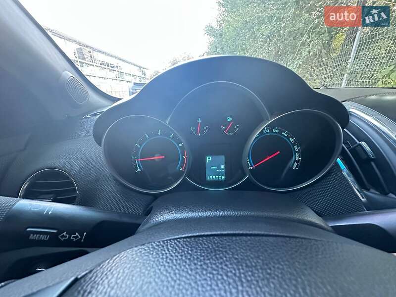 Седан Chevrolet Cruze 2014 в Дніпрі
