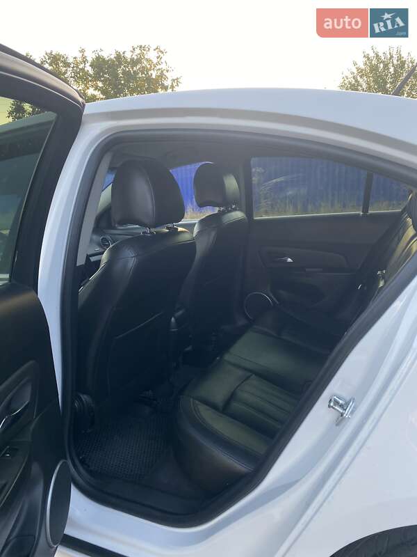 Седан Chevrolet Cruze 2012 в Николаеве фото 15 Седан Chevrolet Cruze 2012 в Николаеве