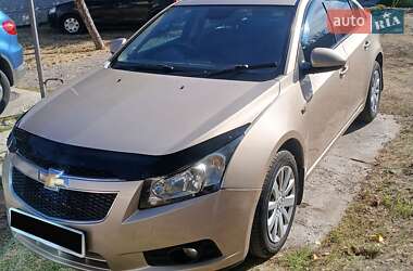 Седан Chevrolet Cruze 2011 в Каменском