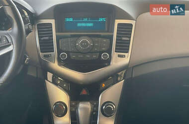 Седан Chevrolet Cruze 2012 в Чернигове