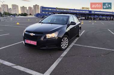 Седан Chevrolet Cruze 2009 в Києві
