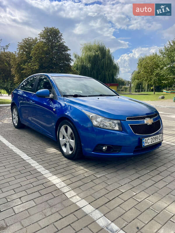 Седан Chevrolet Cruze 2011 в Луцьку