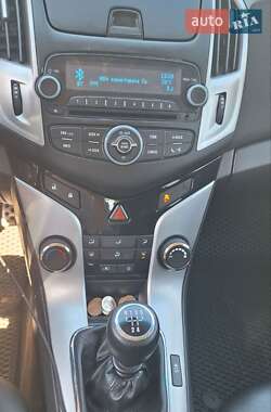 Универсал Chevrolet Cruze 2016 в Изюме