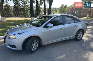 Седан Chevrolet Cruze 2011 в Полтаве