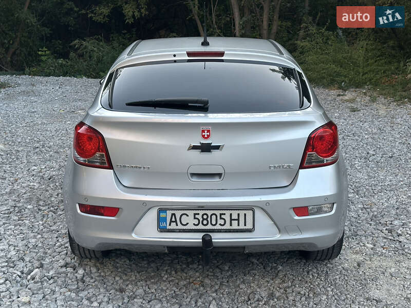 Хэтчбек Chevrolet Cruze 2012 в Днепре