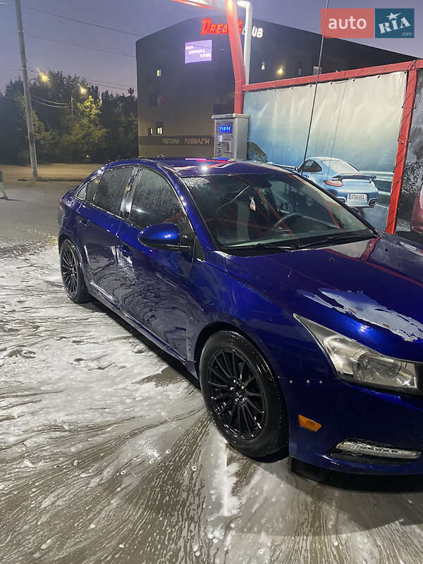 Седан Chevrolet Cruze 2013 в Днепре