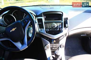 Седан Chevrolet Cruze 2011 в 