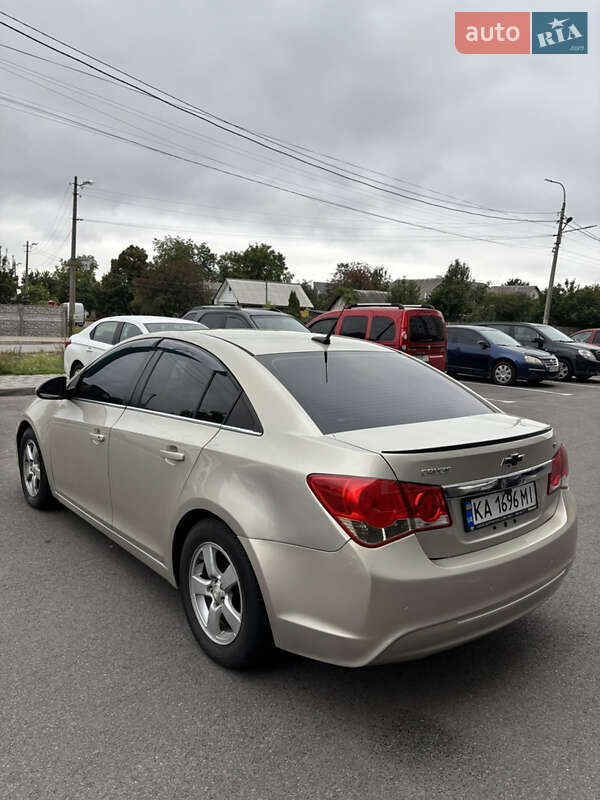 Седан Chevrolet Cruze 2014 в Чернигове