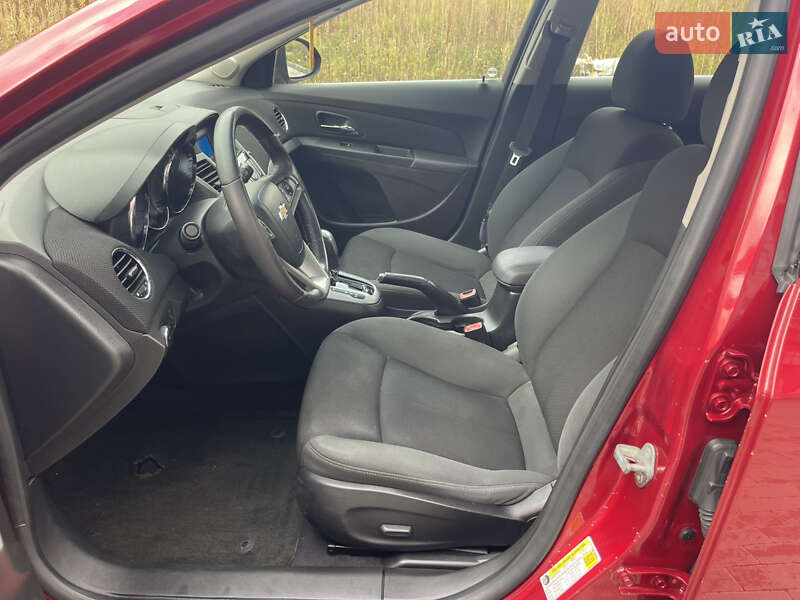 Седан Chevrolet Cruze 2011 в Ровно
