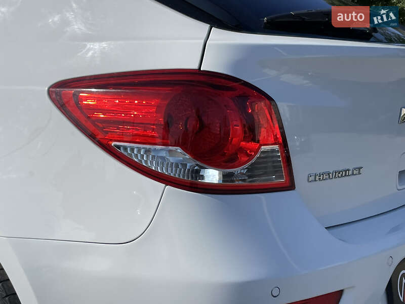 Хэтчбек Chevrolet Cruze 2014 в Киеве фото 8 Хэтчбек Chevrolet Cruze 2014 в Киеве