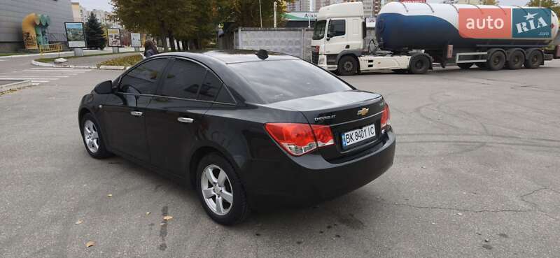 Седан Chevrolet Cruze 2010 в Броварах фото 8 Седан Chevrolet Cruze 2010 в Броварах