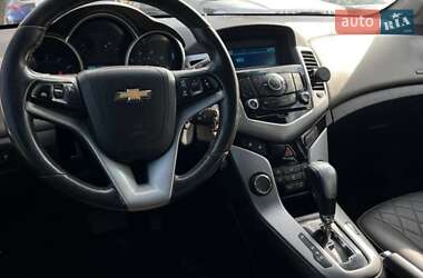 Седан Chevrolet Cruze 2012 в  фото 4 Седан Chevrolet Cruze 2012 в